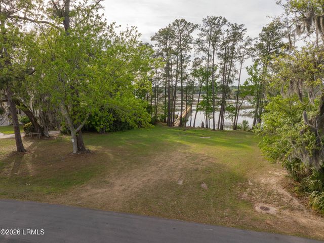 1073 Otter Circle, Beaufort, SC 29902