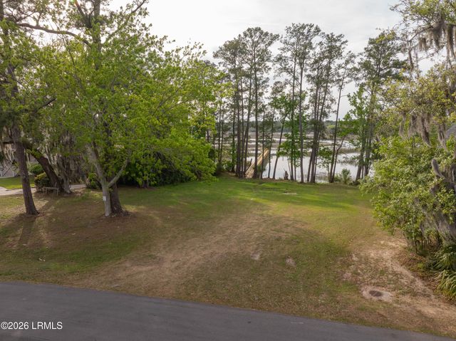 1073 Otter Circle, Beaufort, SC 29902