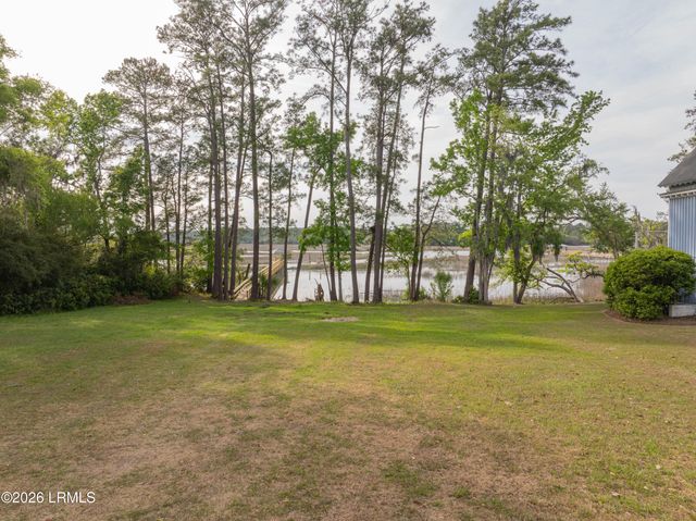 1073 Otter Circle, Beaufort, SC 29902