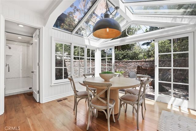 21 Bay Island, Newport Beach, CA 92661