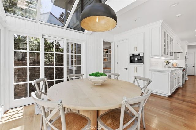 21 Bay Island, Newport Beach, CA 92661