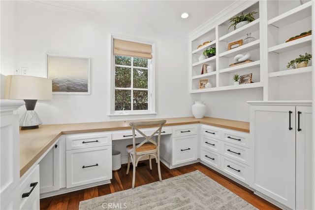 21 Bay Island, Newport Beach, CA 92661