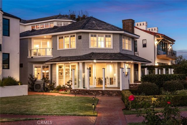 21 Bay Island, Newport Beach, CA 92661