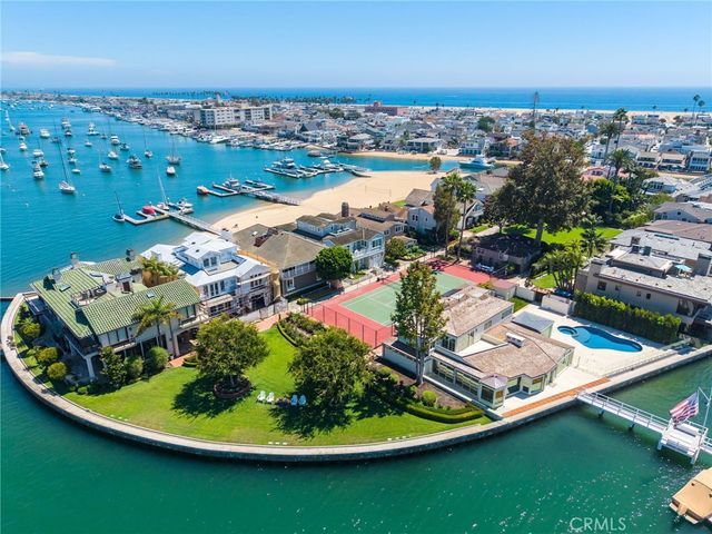 21 Bay Island, Newport Beach, CA 92661