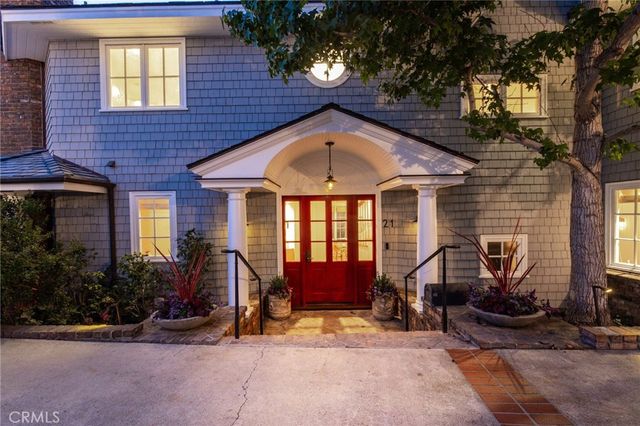 21 Bay Island, Newport Beach, CA 92661