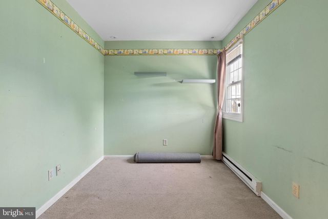 24 WETHERBURN DR, Downingtown, PA 19335