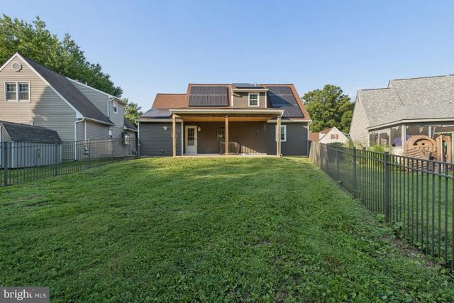 24 WETHERBURN DR, Downingtown, PA 19335