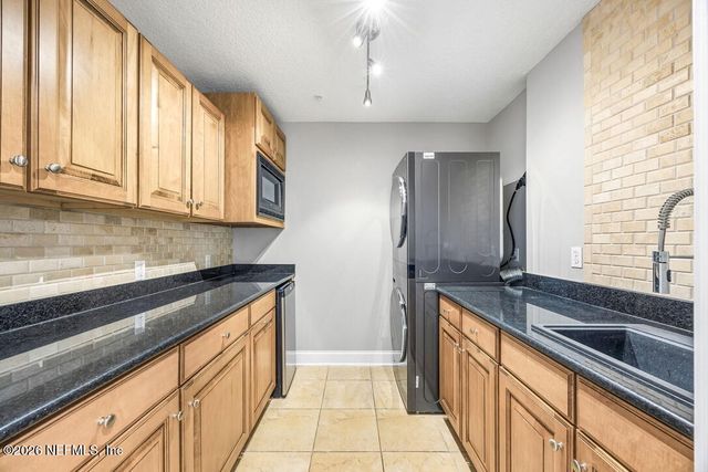 905 N 2ND Street N F, Jacksonville Beach, FL 32250