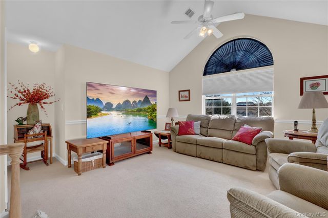 77 Constantine Way, Mount Sinai, NY 11766