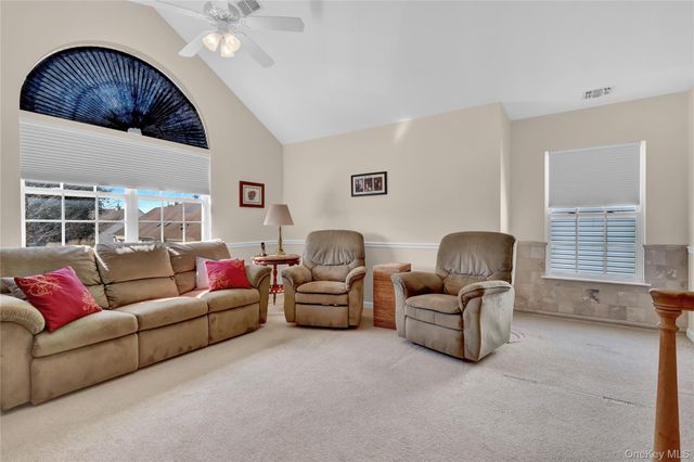 77 Constantine Way, Mount Sinai, NY 11766