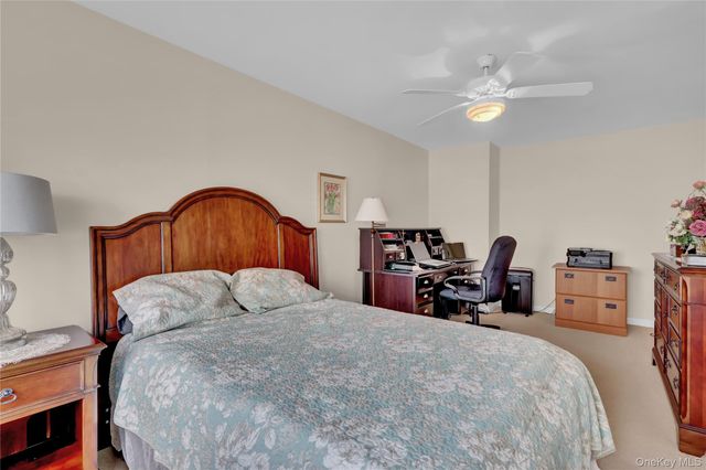 77 Constantine Way, Mount Sinai, NY 11766