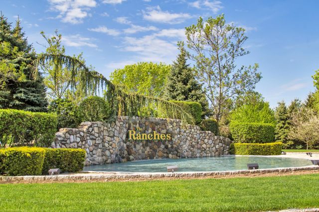 77 Constantine Way, Mount Sinai, NY 11766