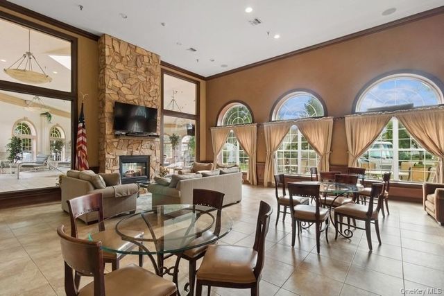 77 Constantine Way, Mount Sinai, NY 11766