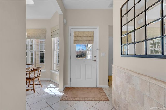 77 Constantine Way, Mount Sinai, NY 11766