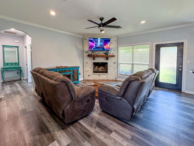 1209 Daniel Street, San Angelo, TX 76905