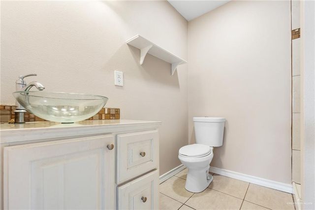 1418 Marigold Avenue, Mcallen, TX 78501