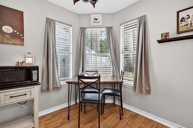 1057 Emerald Lane, Fort Walton Beach, FL 32547