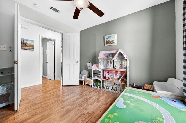 1057 Emerald Lane, Fort Walton Beach, FL 32547