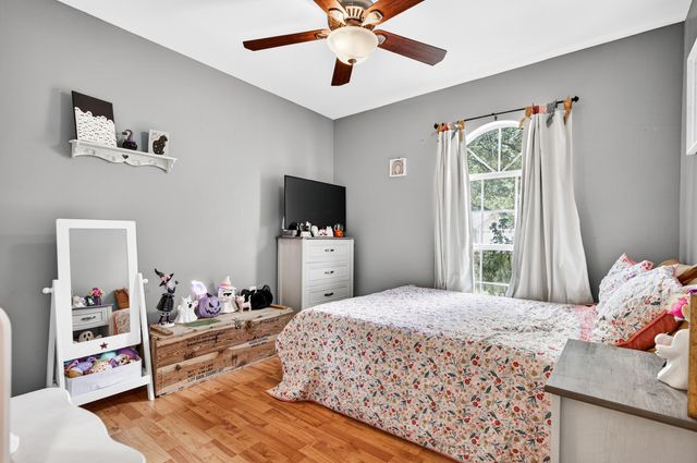 1057 Emerald Lane, Fort Walton Beach, FL 32547