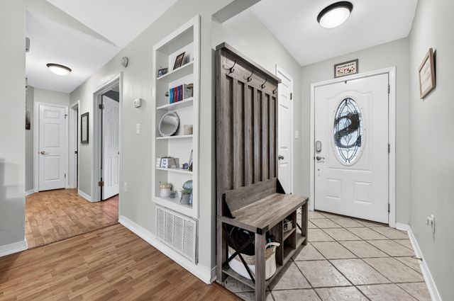 1057 Emerald Lane, Fort Walton Beach, FL 32547