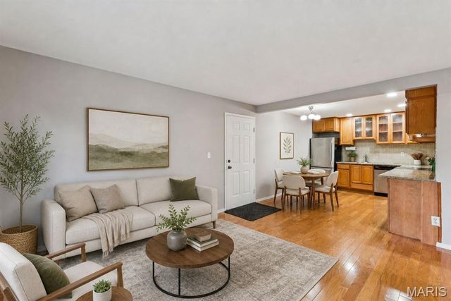 12818 Portulaca Drive E, Unincorporated, MO 63146