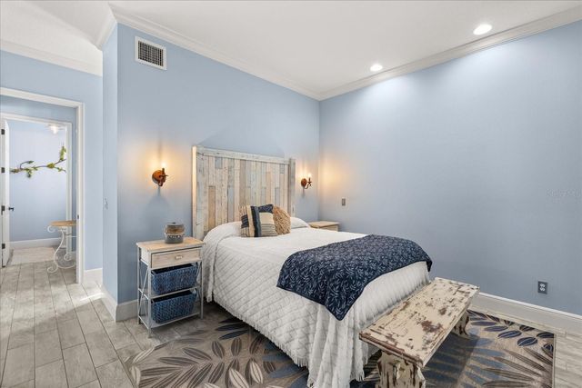 200 VINE STREET, Oviedo, FL 32765