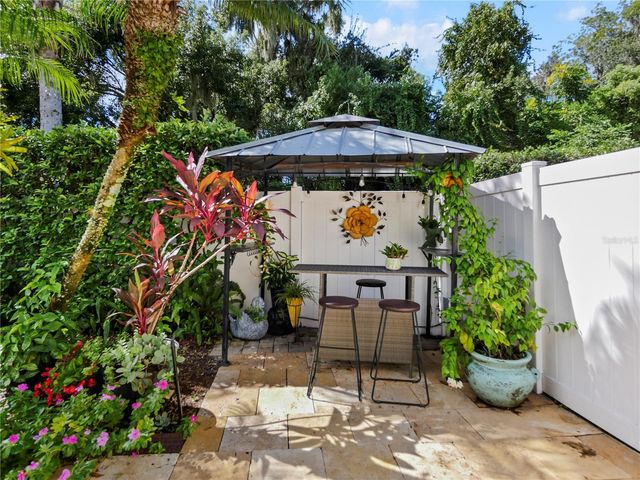 200 VINE STREET, Oviedo, FL 32765