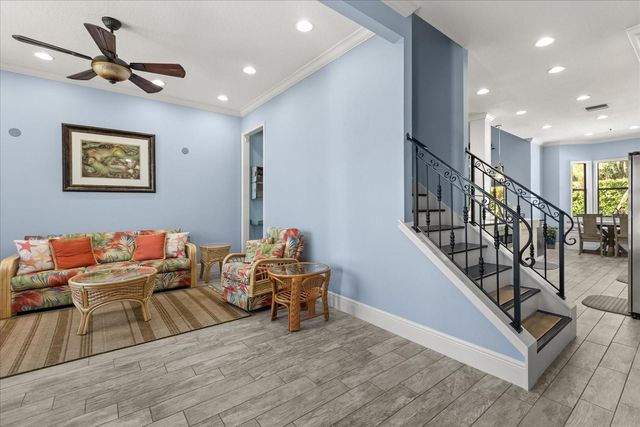 200 VINE STREET, Oviedo, FL 32765