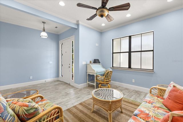 200 VINE STREET, Oviedo, FL 32765