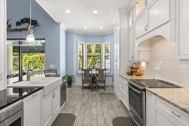 200 VINE STREET, Oviedo, FL 32765