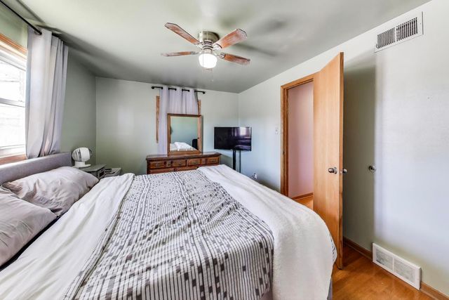 6359 W 63rd Place, Chicago, IL 60638