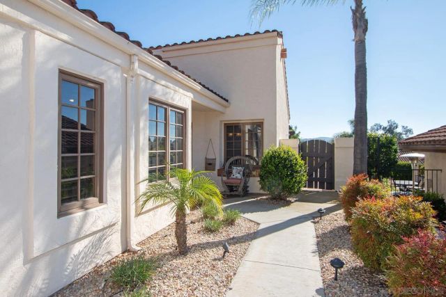 12911 Caminto Dosamantes, San Diego, CA 92128
