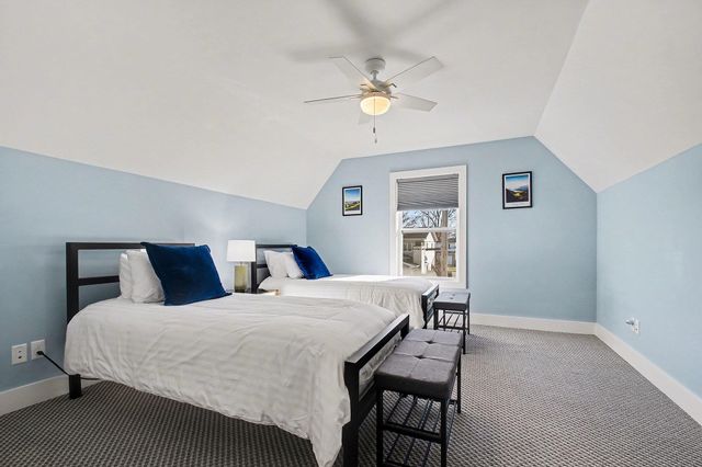 1253 Echoes Circle, South Bend, IN 46617