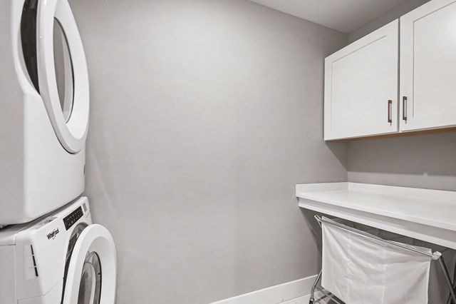 1253 Echoes Circle, South Bend, IN 46617