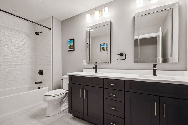 1253 Echoes Circle, South Bend, IN 46617