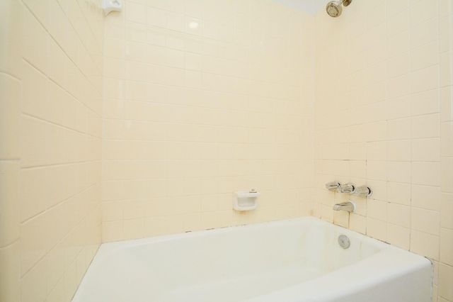 6002 Verdome Lane, Houston, TX 77092
