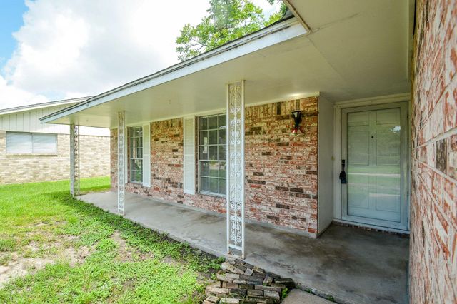 6002 Verdome Lane, Houston, TX 77092