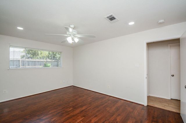 6002 Verdome Lane, Houston, TX 77092