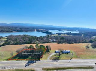 853 Highway 411, Vonore, TN 37885