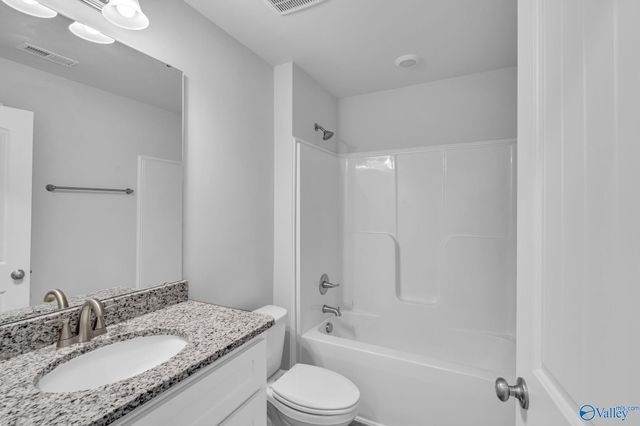 15439 Springbrook Trace, Athens, AL 35611