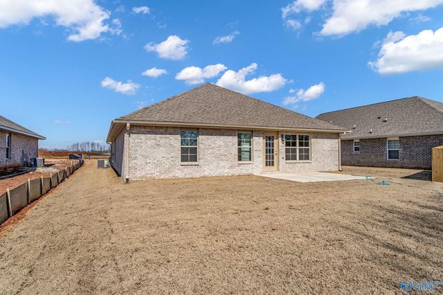 15439 Springbrook Trace, Athens, AL 35611