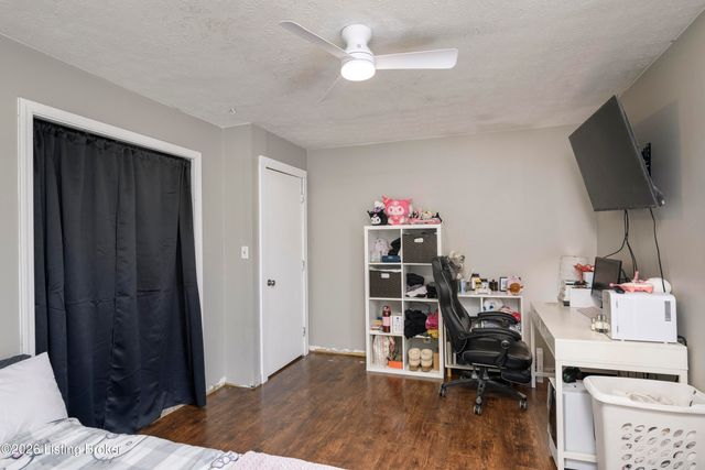 7331 Sideoats Dr, Crestwood, KY 40014