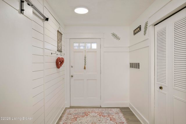 7331 Sideoats Dr, Crestwood, KY 40014