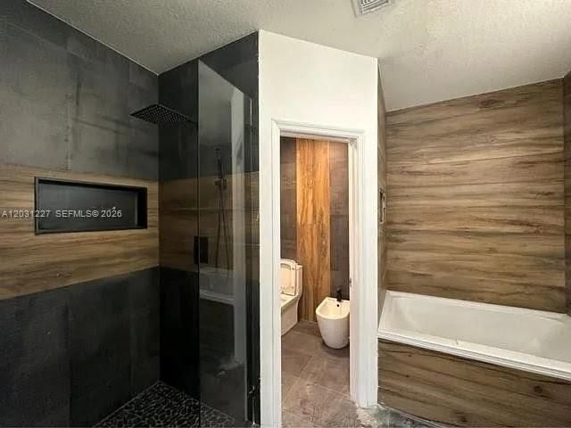 8042 NW 114th Pl, Doral, FL 33178