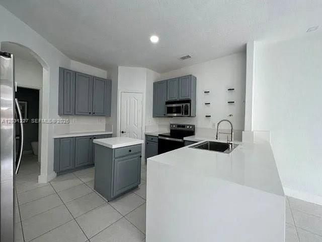 8042 NW 114th Pl, Doral, FL 33178
