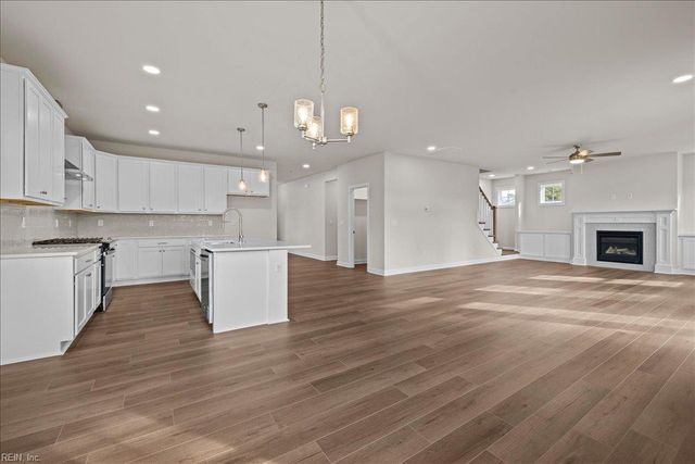 4540 Delmar DR, Virginia Beach, VA 23455