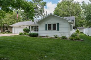 1506 James Drive, North Mankato, MN 56003