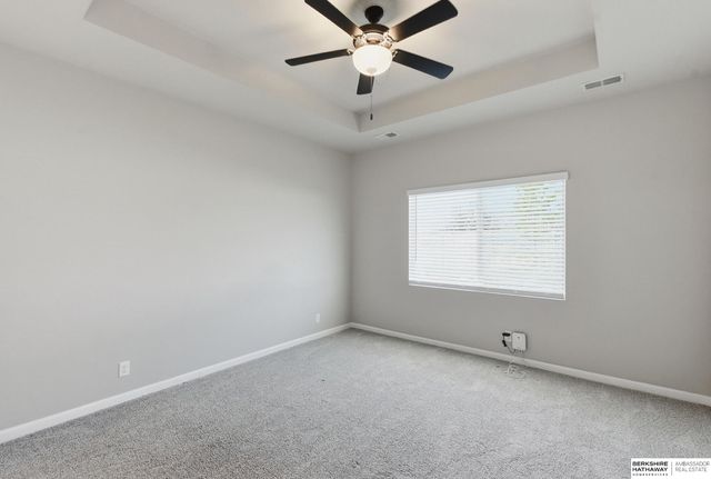 16906 Mary Street, Omaha, NE 68116
