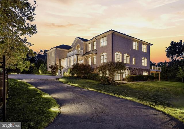 7112 GEORGETOWN PIKE, Mclean, VA 22101