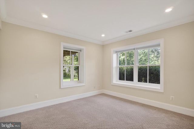 7112 GEORGETOWN PIKE, Mclean, VA 22101